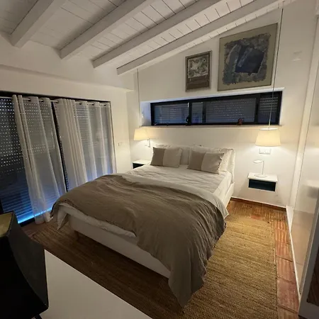 Casa 3 Limoes Holiday home *