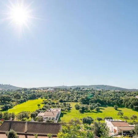 Casa 3 Limoes بيت للعطل *