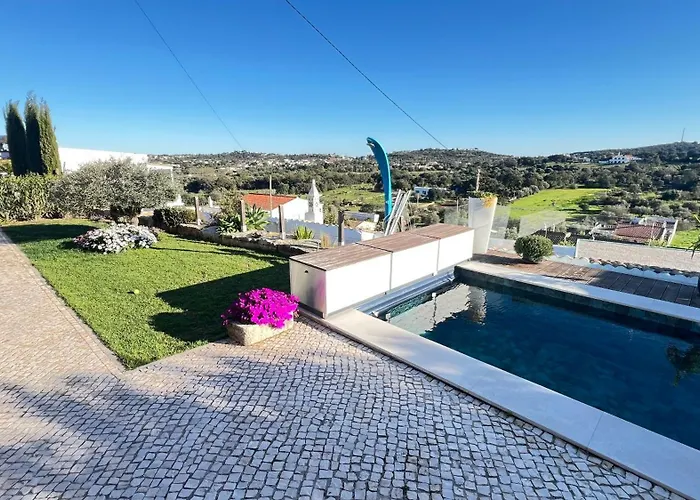 בית נופש Casa 3 Limoes