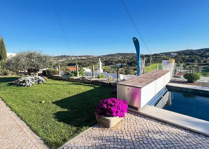 בית נופש Casa 3 Limoes